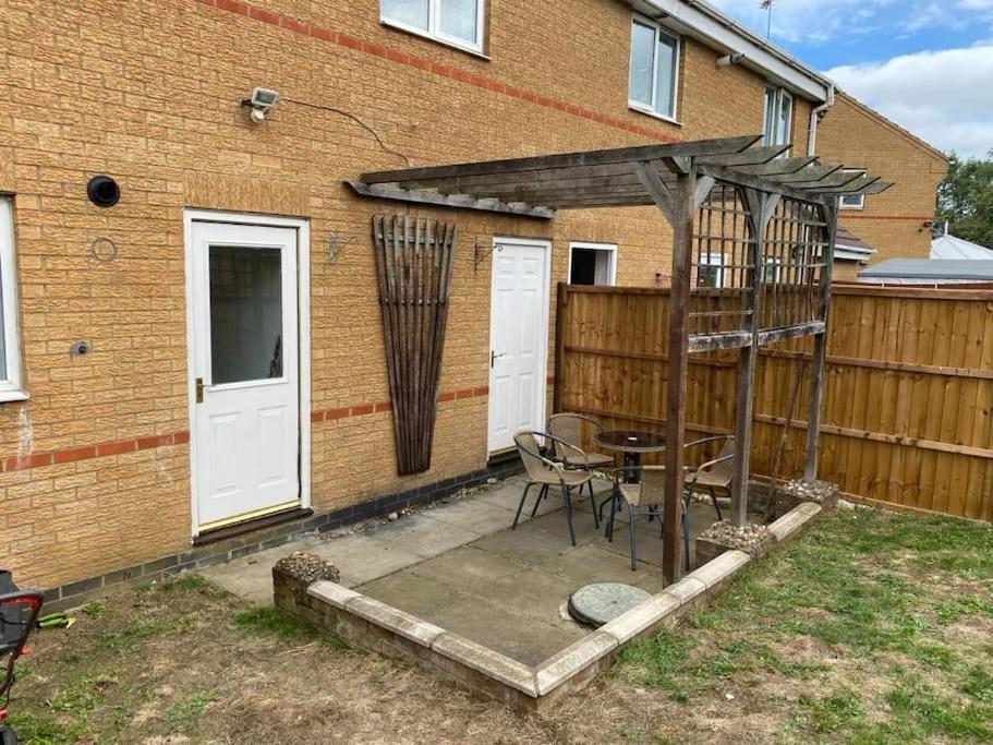 Charming Home In Wellingborough Ngoại thất bức ảnh