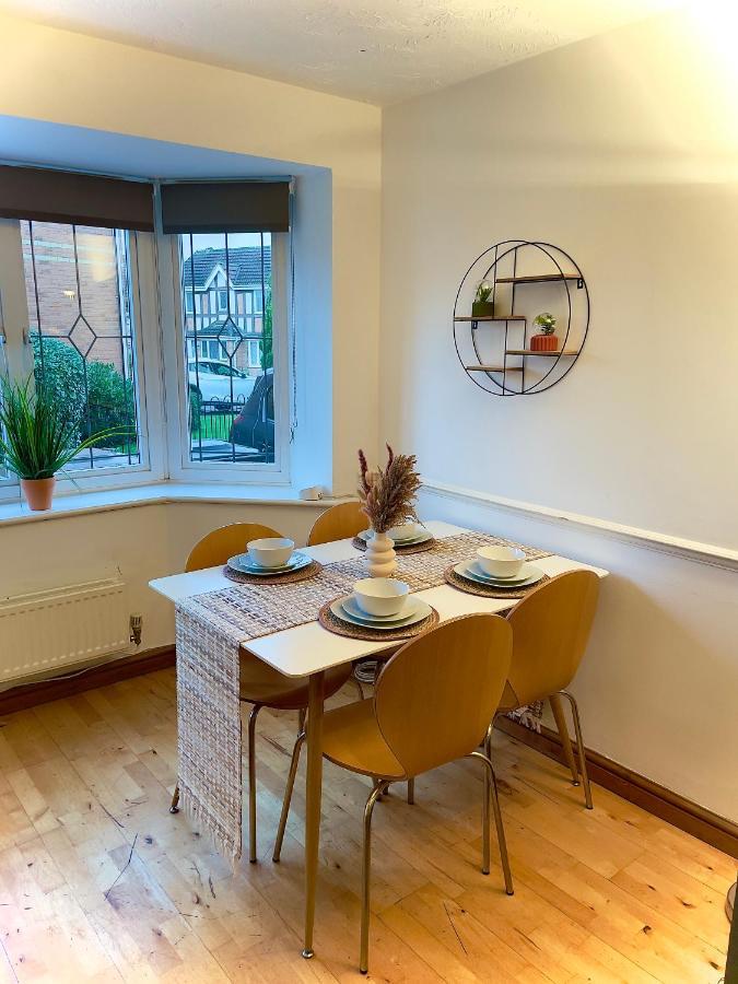 Charming Home In Wellingborough Ngoại thất bức ảnh